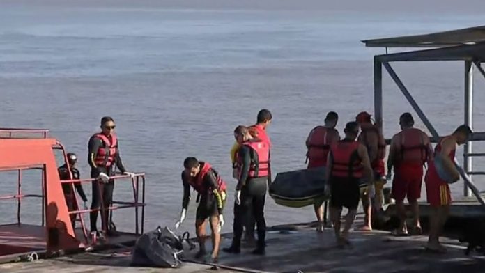 Dois corpos encontrados hoje podem ser do naufrágio do Combu