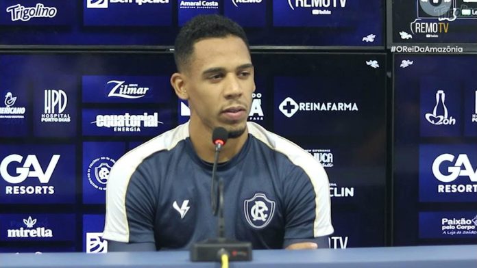 Atacante do Remo critica arbitragem e quer respostas da CBF